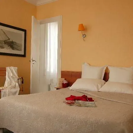 Brit Confort Cleria Centre Hotel Lorient